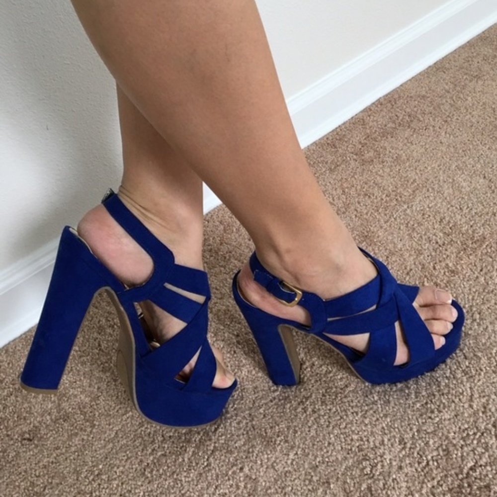 Royal Blue Heels - NEW (US 7.5)